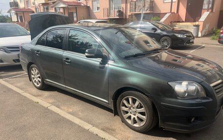 Toyota Avensis III рестайлинг, 2006 год, 890 000 рублей, 3 фотография