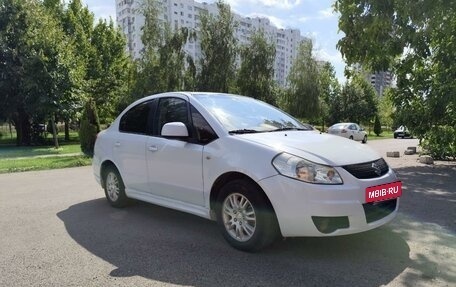 Suzuki SX4 II рестайлинг, 2010 год, 700 000 рублей, 3 фотография