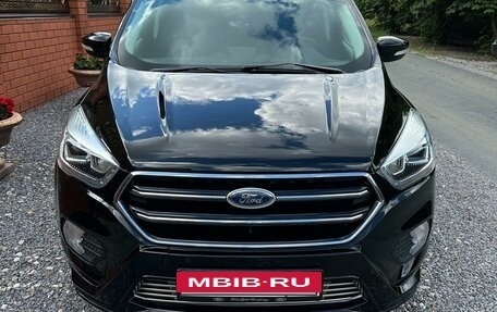 Ford Kuga III, 2018 год, 1 950 000 рублей, 2 фотография