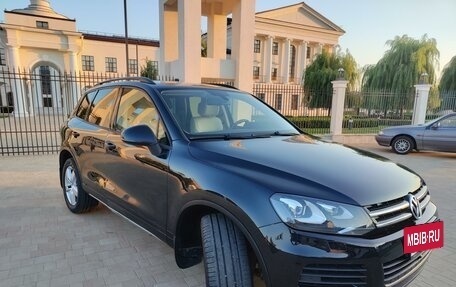 Volkswagen Touareg III, 2012 год, 2 600 000 рублей, 3 фотография