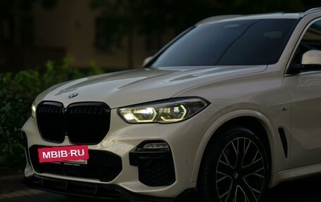 BMW X5, 2018 год, 6 850 000 рублей, 3 фотография