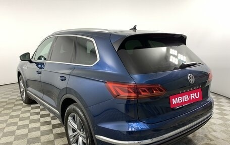 Volkswagen Touareg III, 2018 год, 5 149 000 рублей, 7 фотография