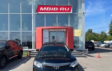 Toyota Camry, 2016 год, 2 245 000 рублей, 2 фотография