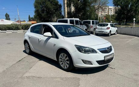 Opel Astra J, 2012 год, 769 900 рублей, 3 фотография