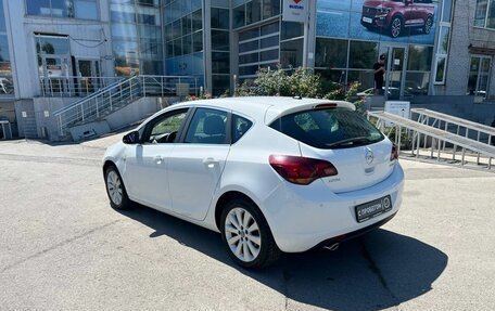 Opel Astra J, 2012 год, 769 900 рублей, 4 фотография