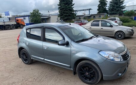 Renault Sandero I, 2010 год, 455 000 рублей, 3 фотография