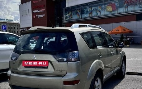 Mitsubishi Outlander III рестайлинг 3, 2008 год, 880 000 рублей, 3 фотография