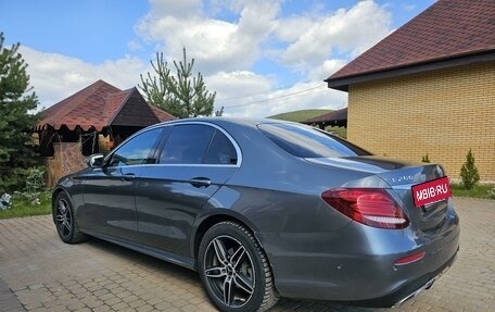 Mercedes-Benz E-Класс, 2019 год, 3 999 000 рублей, 4 фотография