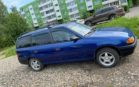 Opel Astra F, 1992 год, 320 000 рублей, 3 фотография