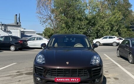 Porsche Macan I рестайлинг, 2014 год, 3 335 000 рублей, 2 фотография