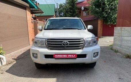 Toyota Land Cruiser 200, 2012 год, 3 250 000 рублей, 2 фотография