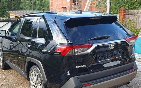 Toyota RAV4, 2019 год, 3 250 000 рублей, 3 фотография