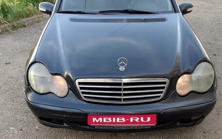 Mercedes-Benz C-Класс, 2002 год, 315 000 рублей, 2 фотография