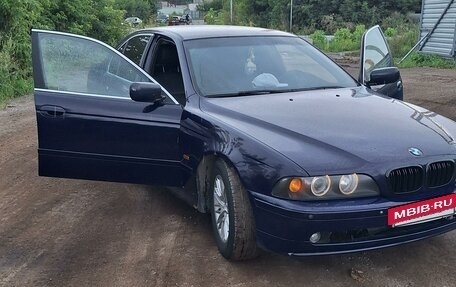 BMW 5 серия, 2001 год, 840 000 рублей, 3 фотография