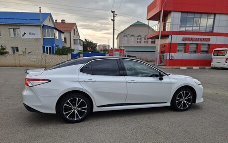 Toyota Camry, 2020 год, 2 590 000 рублей, 7 фотография