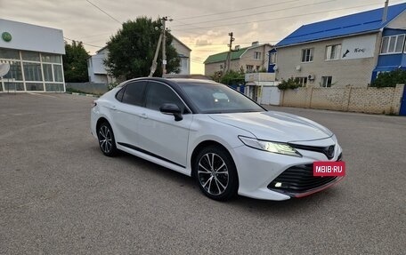 Toyota Camry, 2020 год, 2 590 000 рублей, 6 фотография