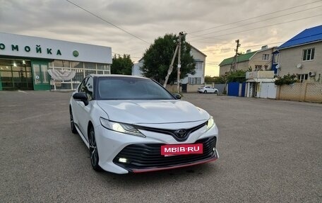 Toyota Camry, 2020 год, 2 590 000 рублей, 4 фотография