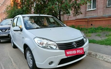 Renault Sandero I, 2013 год, 749 000 рублей, 4 фотография