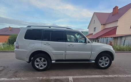 Mitsubishi Pajero IV, 2013 год, 2 450 000 рублей, 4 фотография