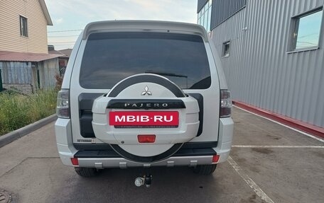 Mitsubishi Pajero IV, 2013 год, 2 450 000 рублей, 5 фотография