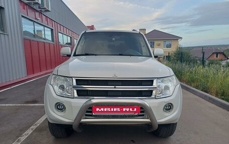 Mitsubishi Pajero IV, 2013 год, 2 450 000 рублей, 3 фотография