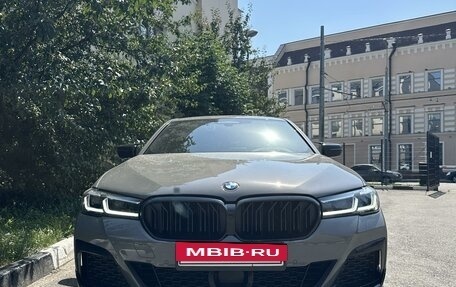 BMW 5 серия, 2022 год, 5 600 000 рублей, 3 фотография