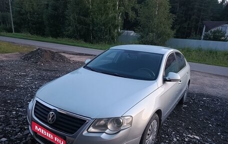 Volkswagen Passat B6, 2006 год, 610 000 рублей, 2 фотография