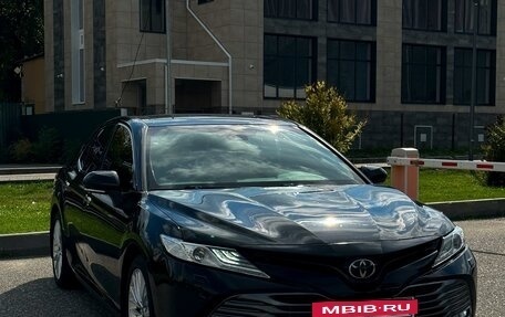 Toyota Camry, 2018 год, 3 500 000 рублей, 2 фотография