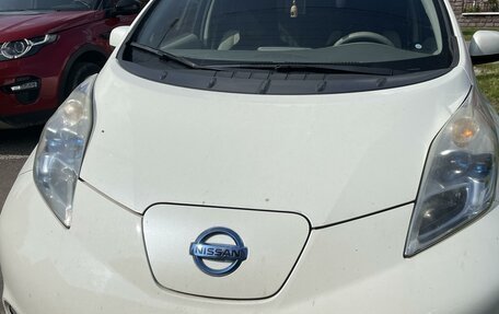 Nissan Leaf I, 2011 год, 950 000 рублей, 2 фотография