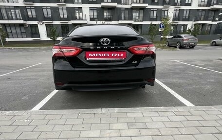 Toyota Camry, 2018 год, 2 650 000 рублей, 4 фотография