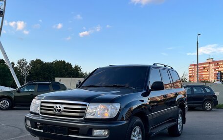 Toyota Land Cruiser 100 рестайлинг 2, 2006 год, 2 800 000 рублей, 4 фотография