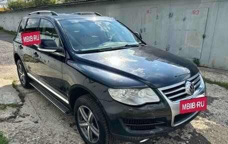 Volkswagen Touareg III, 2009 год, 1 030 000 рублей, 2 фотография