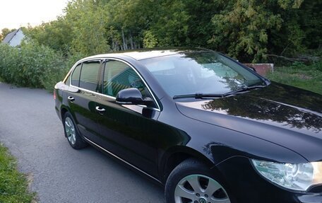 Skoda Superb III рестайлинг, 2009 год, 949 999 рублей, 2 фотография