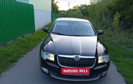 Skoda Superb III рестайлинг, 2009 год, 949 999 рублей, 4 фотография