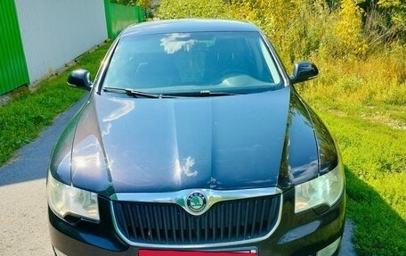 Skoda Superb III рестайлинг, 2009 год, 949 999 рублей, 3 фотография