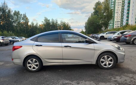 Hyundai Solaris II рестайлинг, 2014 год, 950 000 рублей, 5 фотография