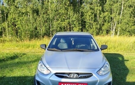 Hyundai Solaris II рестайлинг, 2014 год, 950 000 рублей, 2 фотография