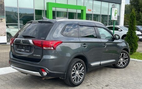 Mitsubishi Outlander III рестайлинг 3, 2017 год, 2 050 000 рублей, 4 фотография