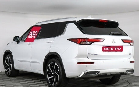 Mitsubishi Outlander, 2023 год, 4 519 000 рублей, 7 фотография