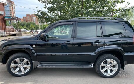 Toyota Land Cruiser Prado 120 рестайлинг, 2008 год, 4 000 000 рублей, 2 фотография