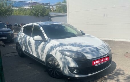 Renault Megane III, 2013 год, 580 000 рублей, 2 фотография