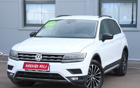 Volkswagen Tiguan II, 2020 год, 3 150 000 рублей, 1 фотография