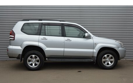 Toyota Land Cruiser Prado 120 рестайлинг, 2007 год, 2 040 000 рублей, 4 фотография