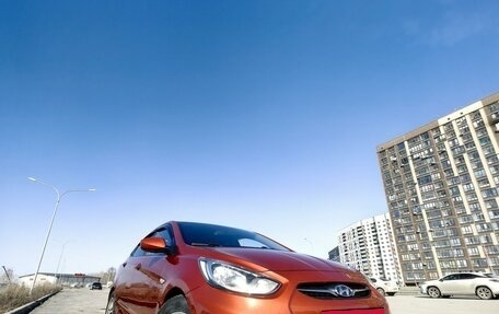 Hyundai Solaris II рестайлинг, 2011 год, 850 000 рублей, 2 фотография