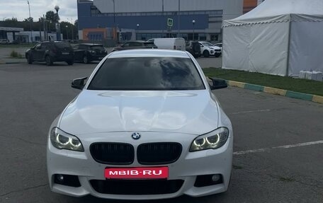 BMW 5 серия, 2011 год, 1 950 000 рублей, 2 фотография