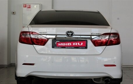 Toyota Camry, 2012 год, 1 765 000 рублей, 6 фотография