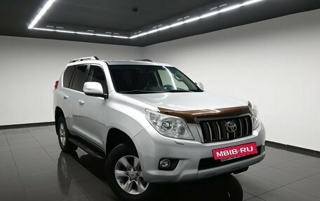 Toyota Land Cruiser Prado 150 рестайлинг 2, 2011 год, 2 745 000 рублей, 5 фотография