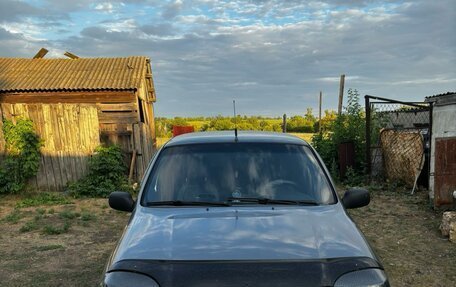 Chevrolet Niva I рестайлинг, 2005 год, 530 000 рублей, 3 фотография