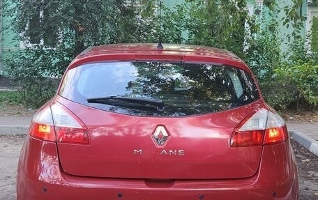 Renault Megane III, 2011 год, 880 000 рублей, 2 фотография