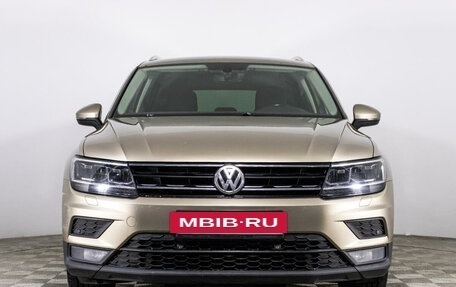 Volkswagen Tiguan II, 2017 год, 1 699 000 рублей, 2 фотография